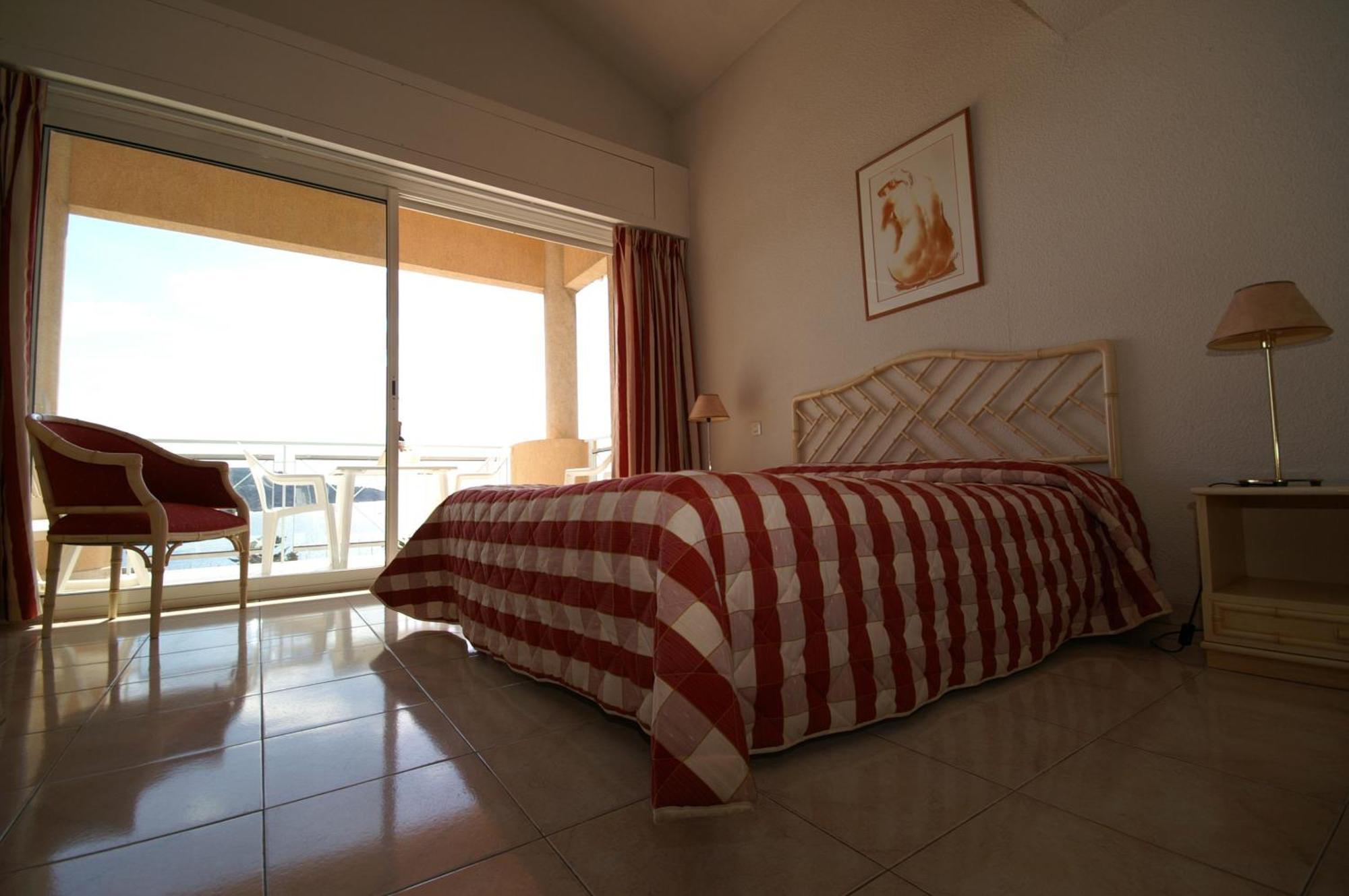 Hotel La Flore Villefranche-sur-Mer Bagian luar foto