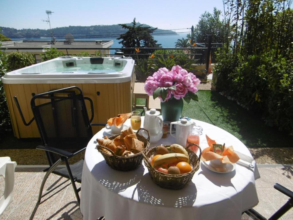 Hotel La Flore Villefranche-sur-Mer Bagian luar foto