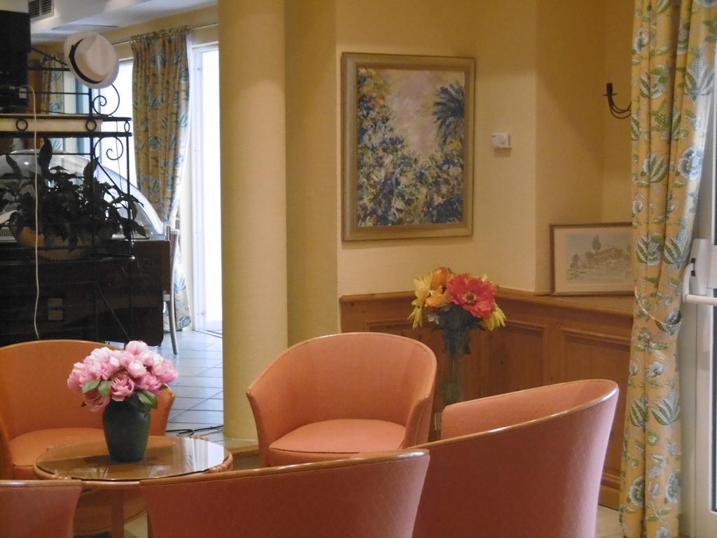 Hotel La Flore Villefranche-sur-Mer Bagian luar foto