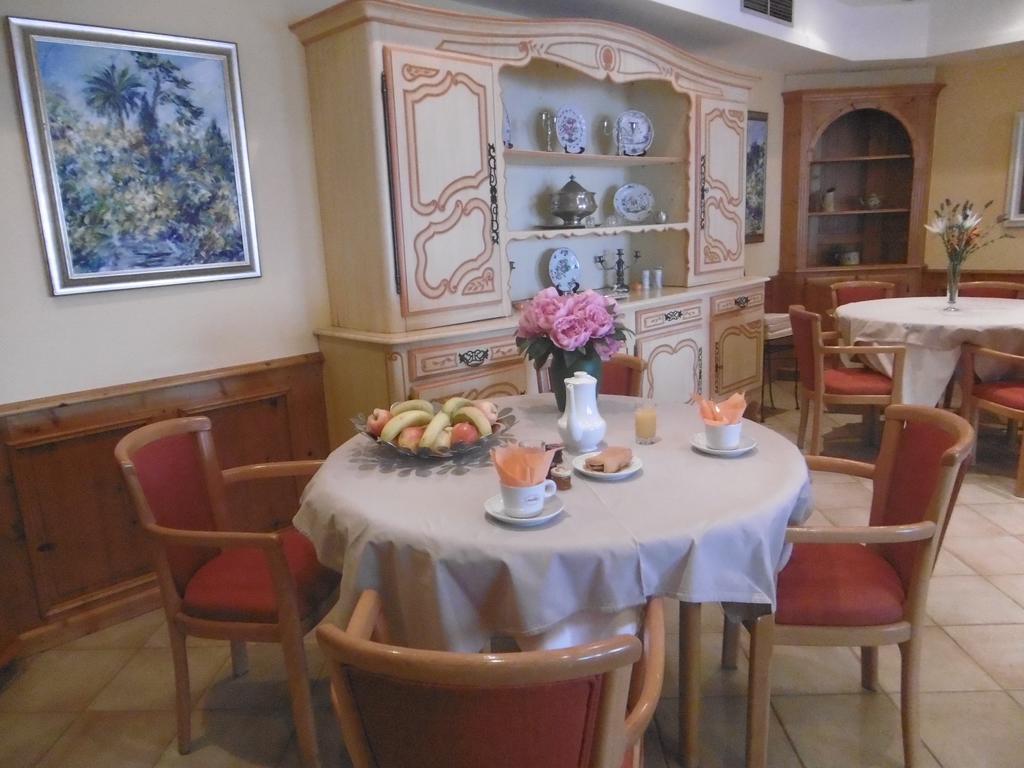 Hotel La Flore Villefranche-sur-Mer Bagian luar foto